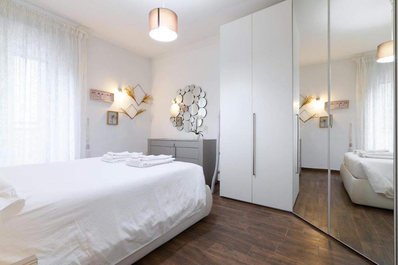 Mila Apartments Battista Милан Экстерьер фото