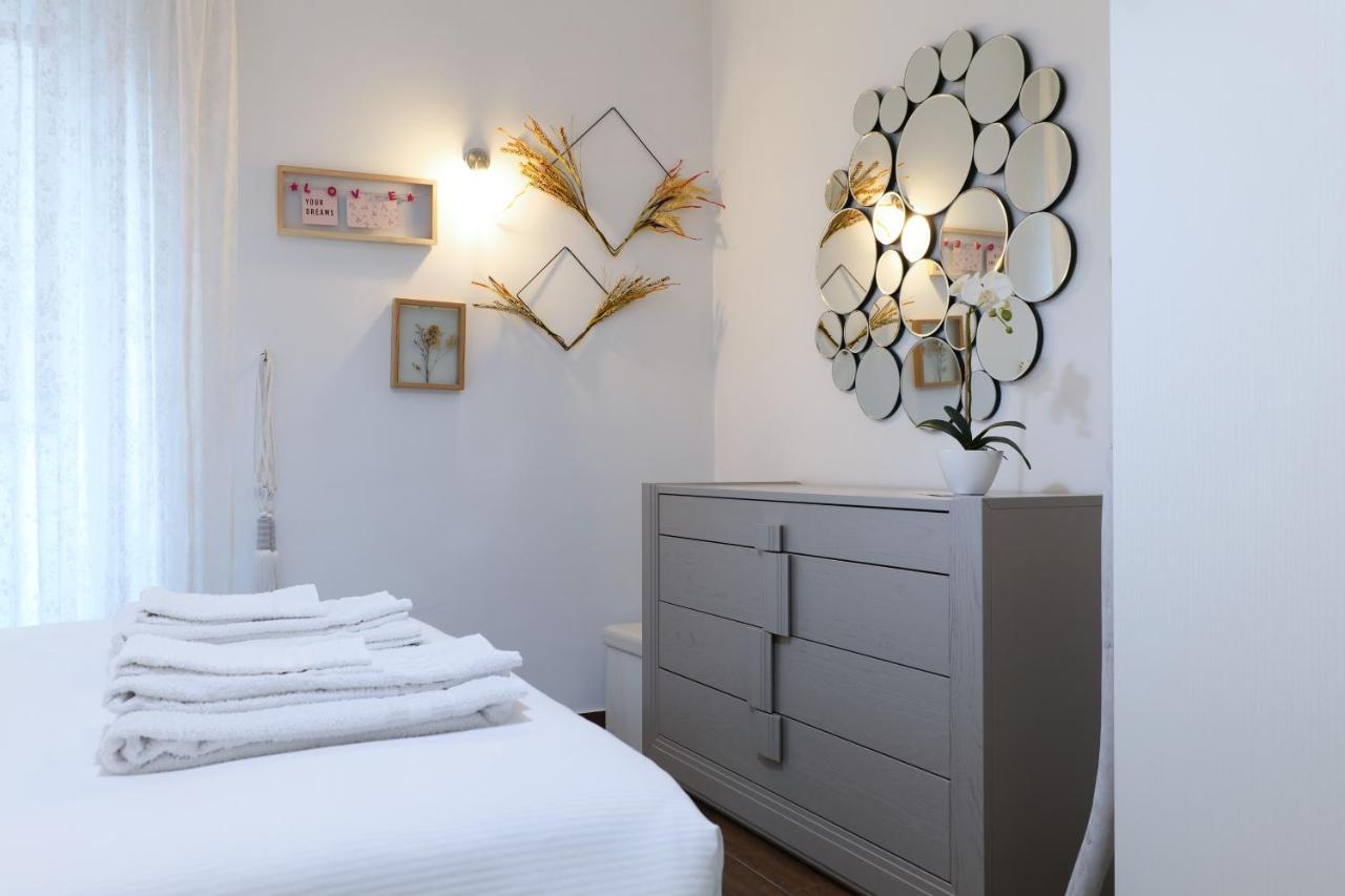 Mila Apartments Battista Милан Экстерьер фото