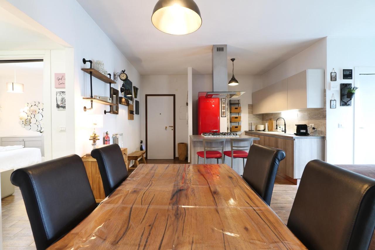 Mila Apartments Battista Милан Экстерьер фото